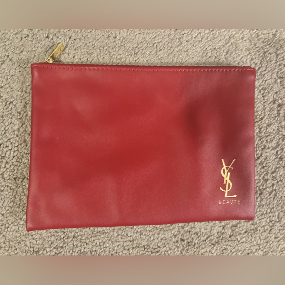 Cosmetic case